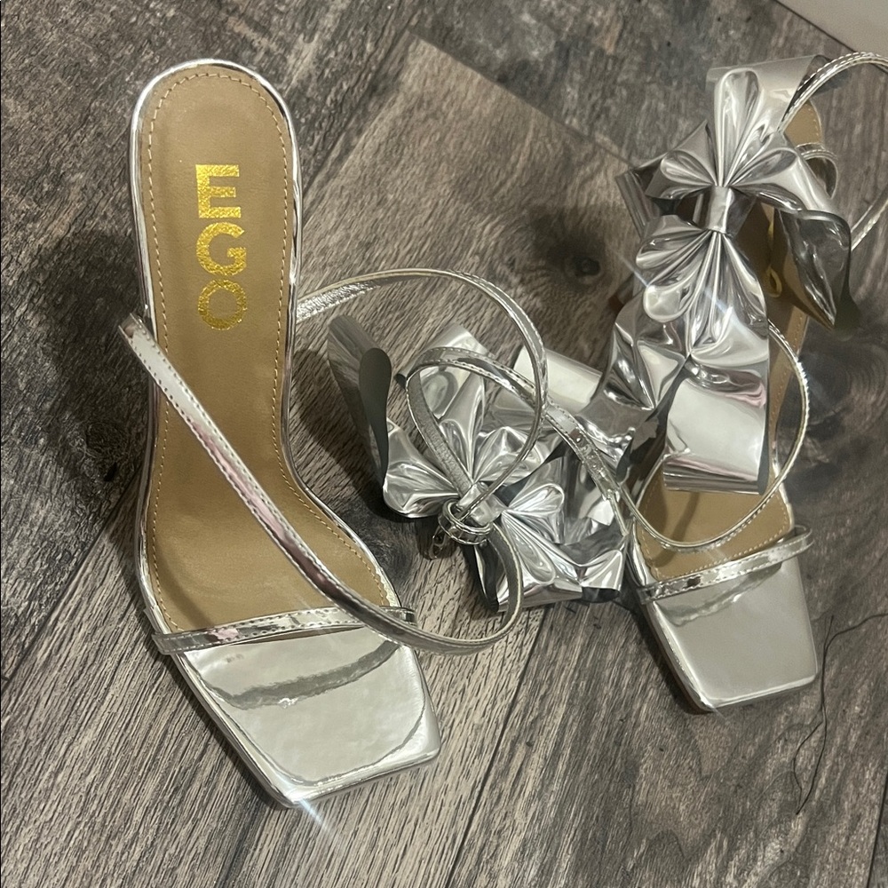 EGO Metallic Silver Bow Heels